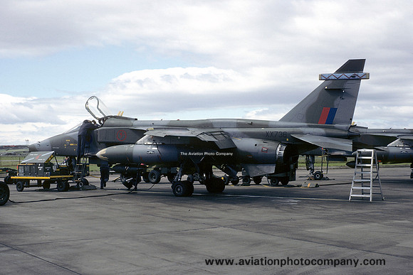 RAF 6 Squadron Sepecat Jaguar GR.1 XX736 at RAF Lossiemouth (1978)