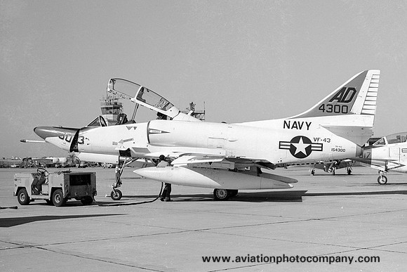 US Navy VF-43 Douglas TA-4J Skyhawk 154300/AD-303 (1974)