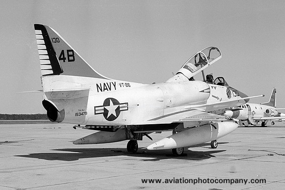 US Navy VT-86 Douglas TA-4J Skyhawk 153479/4B-130 (1974)