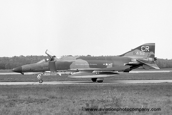 USAF 32 TFW McDonnell F-4E Phantom 68-0452/CR (1970)