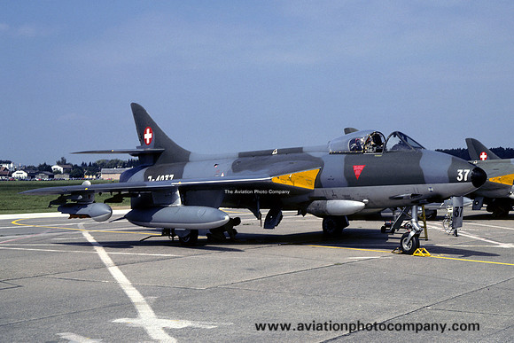 Swiss Air Force Hawker Hunter F.58 J-4037 (1980)