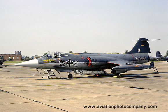 German Navy MFG1 Lockheed F-104G Starfighter 22+21 (1980)