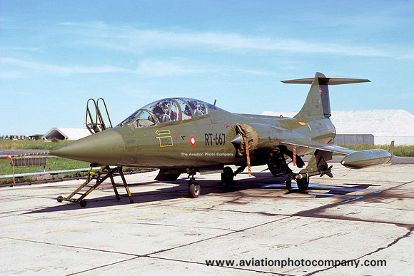 Danish Air Force Esk 723 CF-104D Starfighter RT-667 (1977)