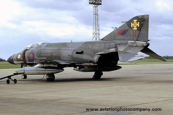 RAF 111 Squadron McDonnell F-4M Phantom FGR.2 XV416/B (1974)