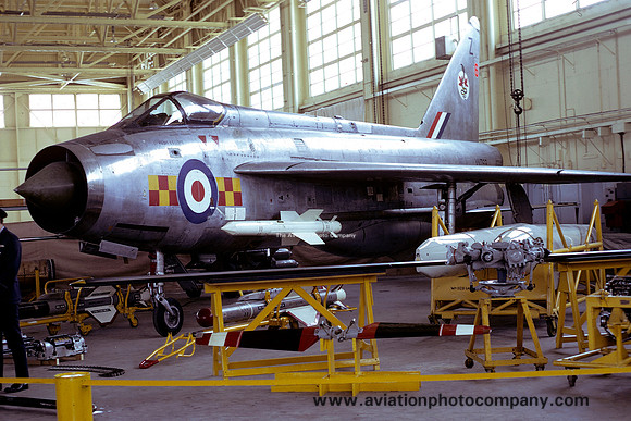 RAF 92 Squadron English Electric Lightning F.2 XN769/Z (1974)