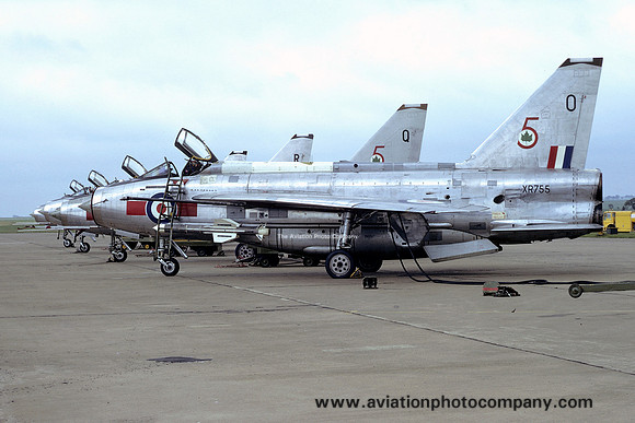 RAF 5 Squadron English Electric Lightning F.6 XR755/O (1974)