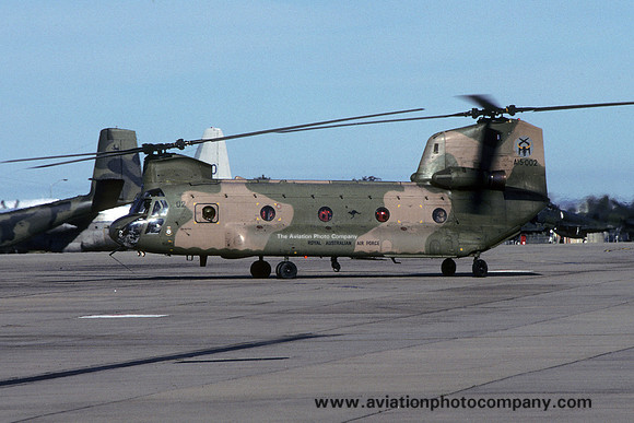 RAAF 12 Squadron Vertol CH-47C Chinook A15-002 (1988)