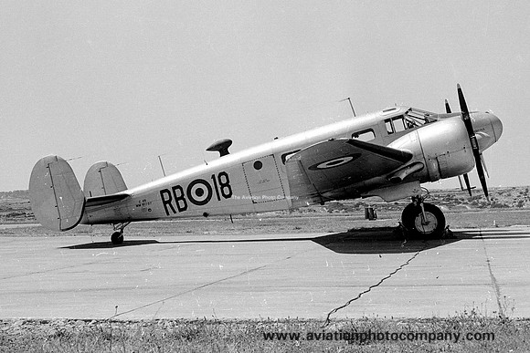Italian Air Force 3 RVR Beech C-45F MM61707/RB-18 (1970)
