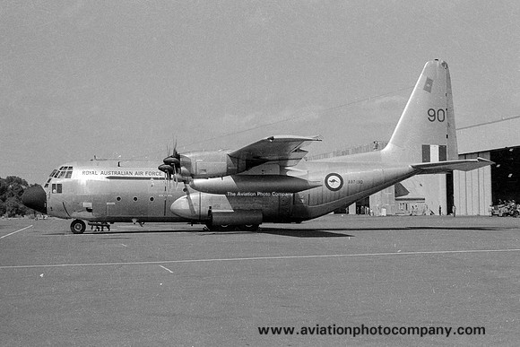 RAAF 37 Squadron Lockheed C-130E Hercules A97-190 (1972)