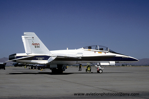 NASA McDonnell Douglas F/A-18B Hornet 161355/NASA846 (1992)