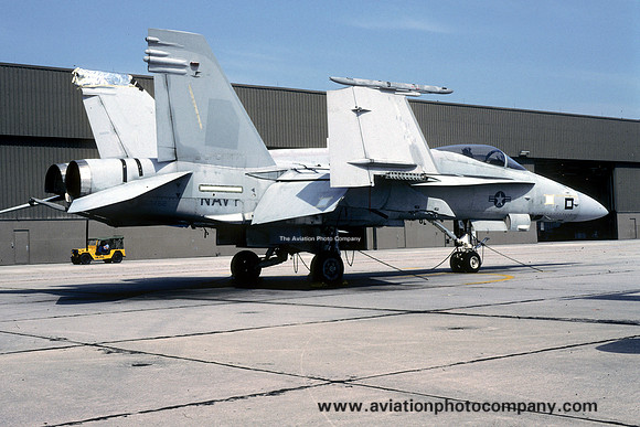 US Navy McDonnell Douglas F/A-18C Hornet 163462 (1991)