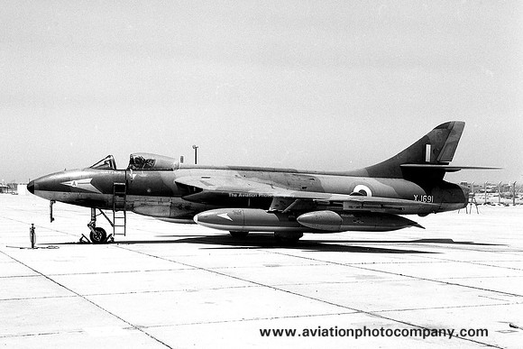 RAF 208 Squadron Hawker Hunter FGA.9 XJ691/G (1966)