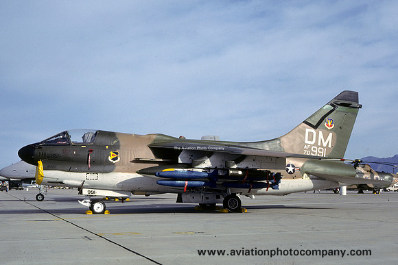 USAF 355 TFW LTV A-7D Corsair 70-0991/DM (1979)