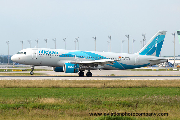 Clickair Airbus A320-214 EC-HQL (2008)