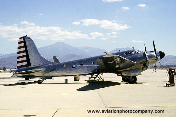 Douglas B-23 Dragon (UC-67) N747M (1978)