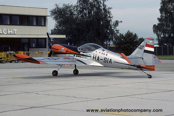 Zlin Z.50LA HA-SIA (1984)