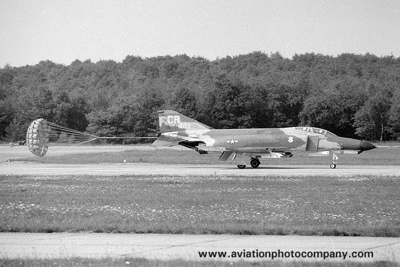 USAF 32 TFS McDonnell F-4E Phantom 68-0401/CR (1971)