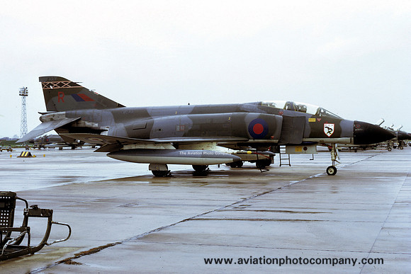 RAF 29 Squadron McDonnell F-4M Phantom FGR.2 XV423/R (1975)