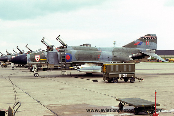 RAF 29 Squadron McDonnell F-4M Phantom FGR.2 XV420/H (1975)