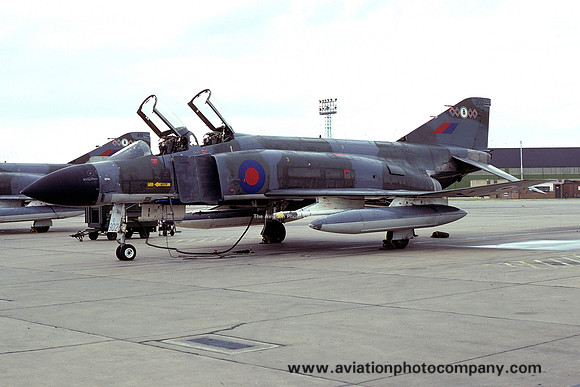 RAF 228 OCU 64 Squadron McDonnell F-4M Phantom FGR.2 XT902 (1975)