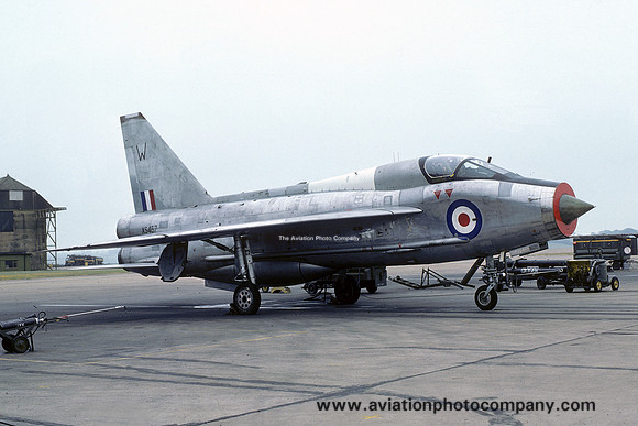 RAF 11 Squadron English Electric Lightning T.5 XS457/W (1975)