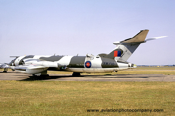 RAF 543 Squadron Handley Page Victor SR.2 XM718 (1975)