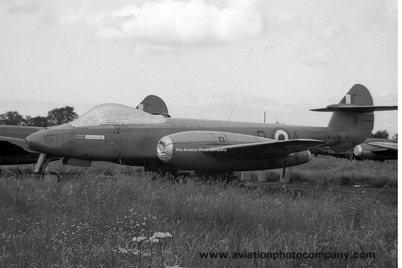 RAF 12 MU Gloster Meteor PR.10 VW379