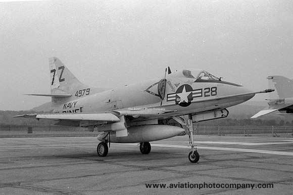 US Navy South Weymouth Douglas TA-4B Skyhawk 144979/7Z-28 (1970)