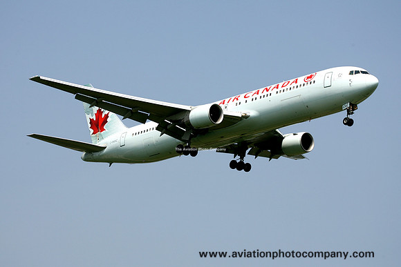 Air Canada Boeing 767-333(ER) C-FMXC (2007)