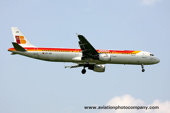 Iberia Airbus A321-211 EC-JDR (2007)