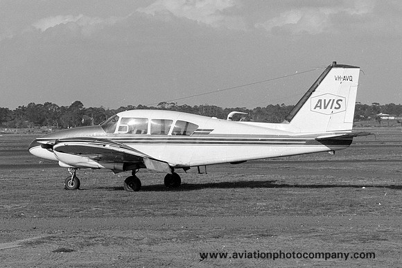 Avis Piper PA-23-250 Aztec B VH-AVQ (1968)