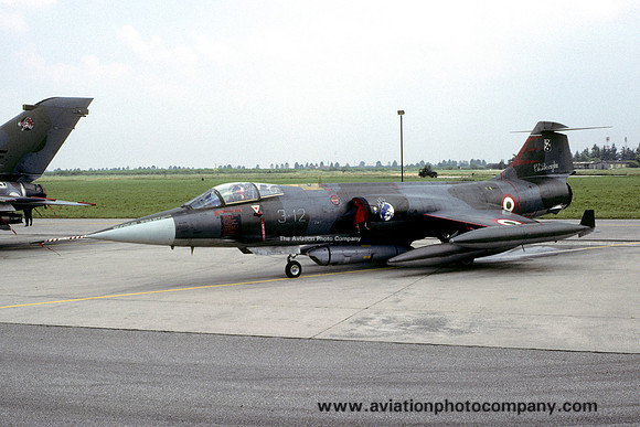 Italian Air Force 3 Stormo Lockheed F-104G Starfighter MM6598/3-12 (1988)