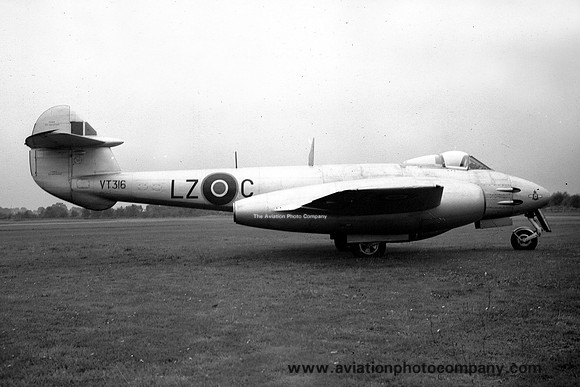 RAF 66 Squadron Gloster Meteor F.4 VT316/LZ-C (1950)