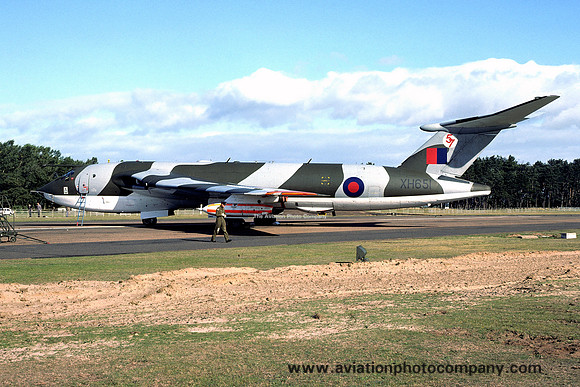 RAF 57 Squadron Handley Page Victor K.1A XH651 (1975)