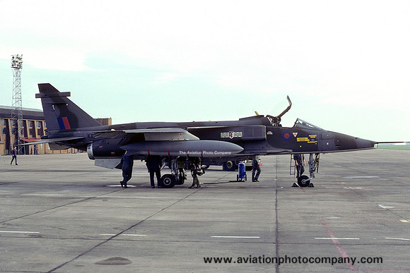 RAF 17 Squadron Sepecat Jaguar GR.1 XX768 (1975)
