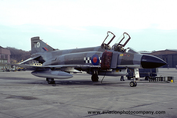 RAF 43 Squadron McDonnell F-4K Phantom FG.1 XT875/K (1975)