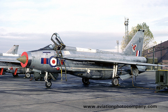 RAF 23 Squadron English Electric Lightning F.6 XR754/D (1975)