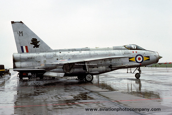RAF 11 Squadron English Electric Lightning F.6 XS937/M (1976)