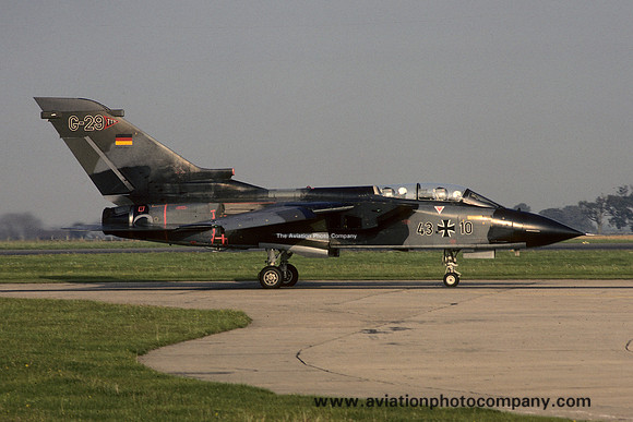 German Air Force TTTE Panavia Tornado 43+10/G-29 (1982)