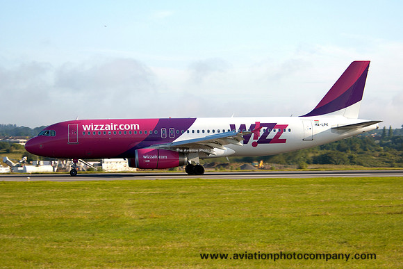 Wizz Air Airbus A320-232 HA-LPK at Luton (2007)