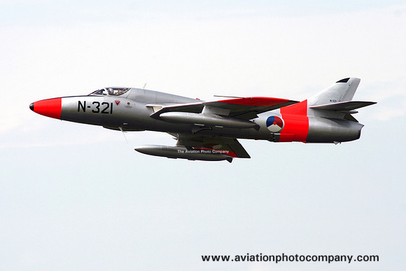 Hawker Hunter T.8 G-BWGL/N-321 (2007)