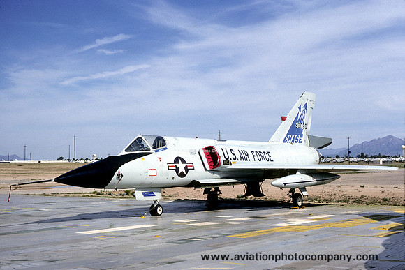 USAF B-1 Chase Convair F-106A Delta Dart 59-0060 at Davis Monthan (1990)