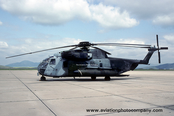 US Marines HMH-462 Sikorsky CH-53D 156954/YF-65 (1992)