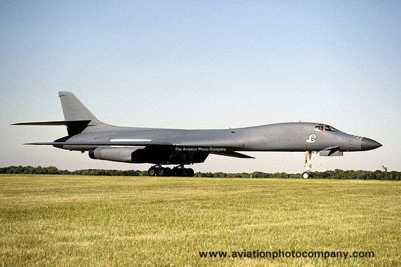 USAF 319 BW Rockwell B-1B Lancer 86-0132 (1992)