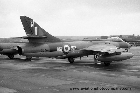 RAF 229 OCU 79 Squadron Hawker Hunter FGA.9 XG154/M (1972)