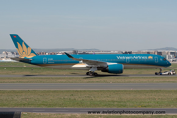 Vietnam Airlines Airbus A350-941 VN-A893 at Frankfurt IAP (2018)