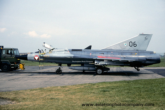 Austrian Air Force SAAB Draken J-35Oe 06 (1995)
