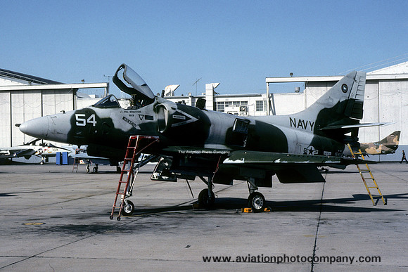 US Navy NFWS Douglas A-4F Skyhawk 154172/54 (1992)