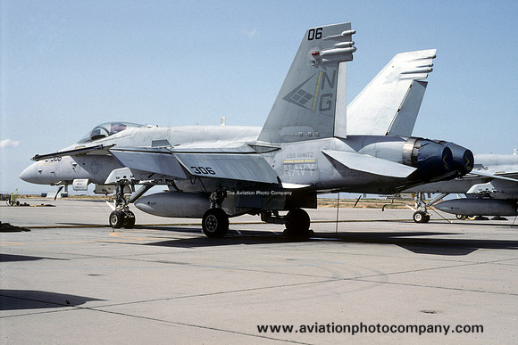 US Navy VFA-146 McDonnell Douglas F/A-18C Hornet 164006/NG-306 (1992)