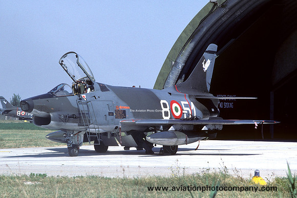 Italian Air Force 8 Stormo FIAT G-91Y MM6488/8-51 (1986)